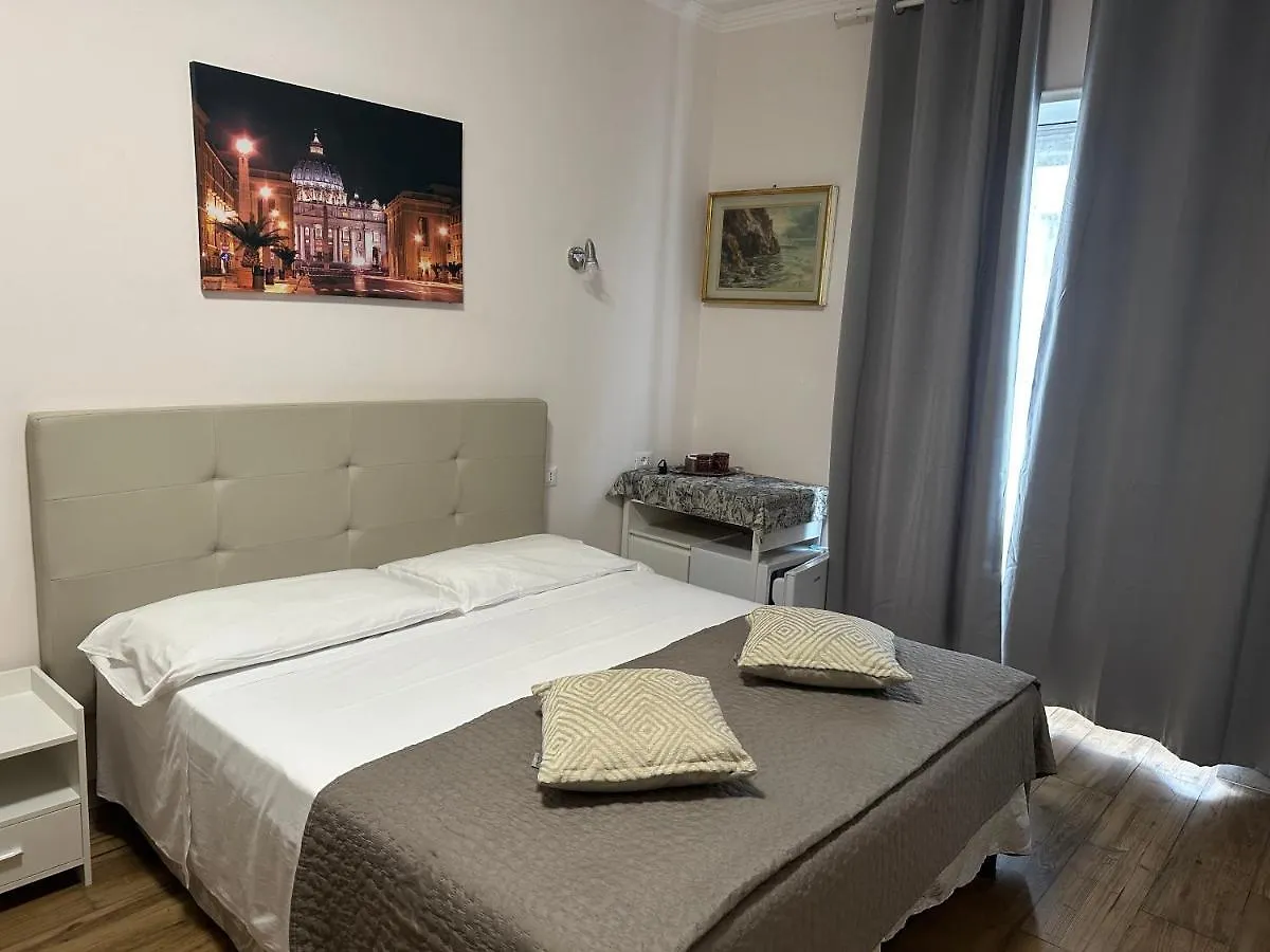 Golden Rooms Cipro Rome 0*,