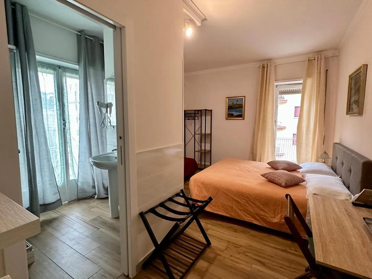 Guest house Golden Rooms Cipro Rome